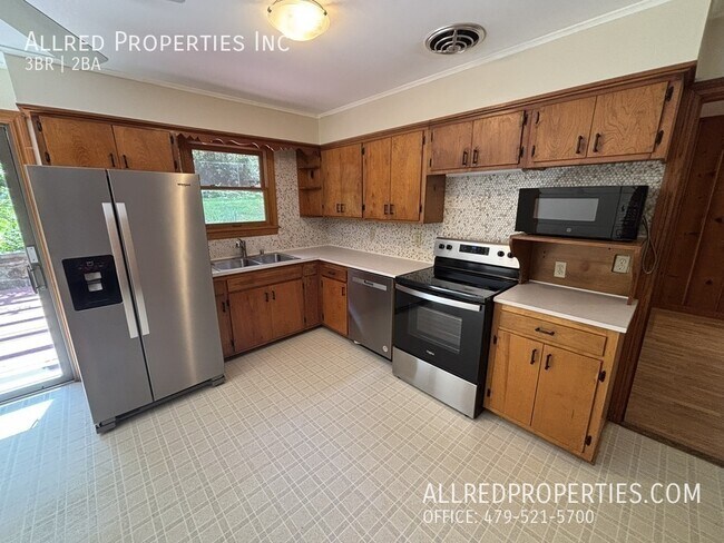 Photo - 1054 N Eva Ave