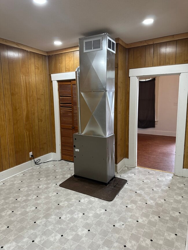 Photo - 414 W 7th St Unit 414 w 7th