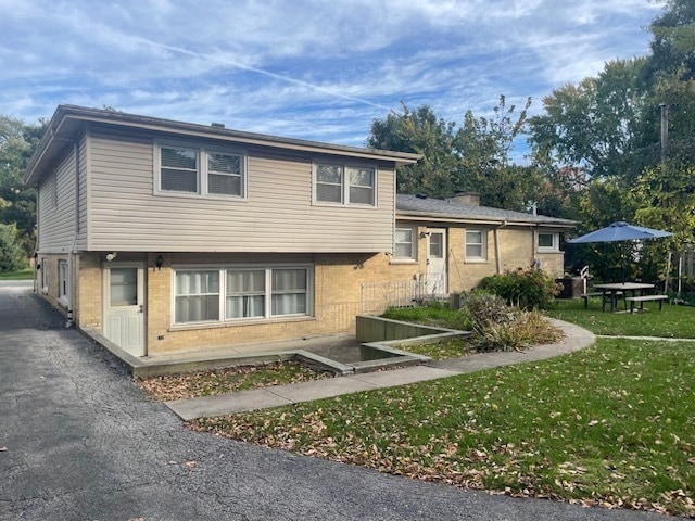 Photo - 431 Wilmette Ave