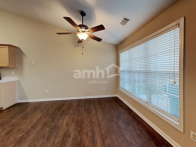 Photo - 535 Maeve Ln Casa