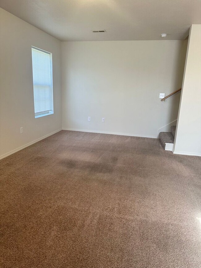 Photo - S0056-MF2-E1 Unit 947