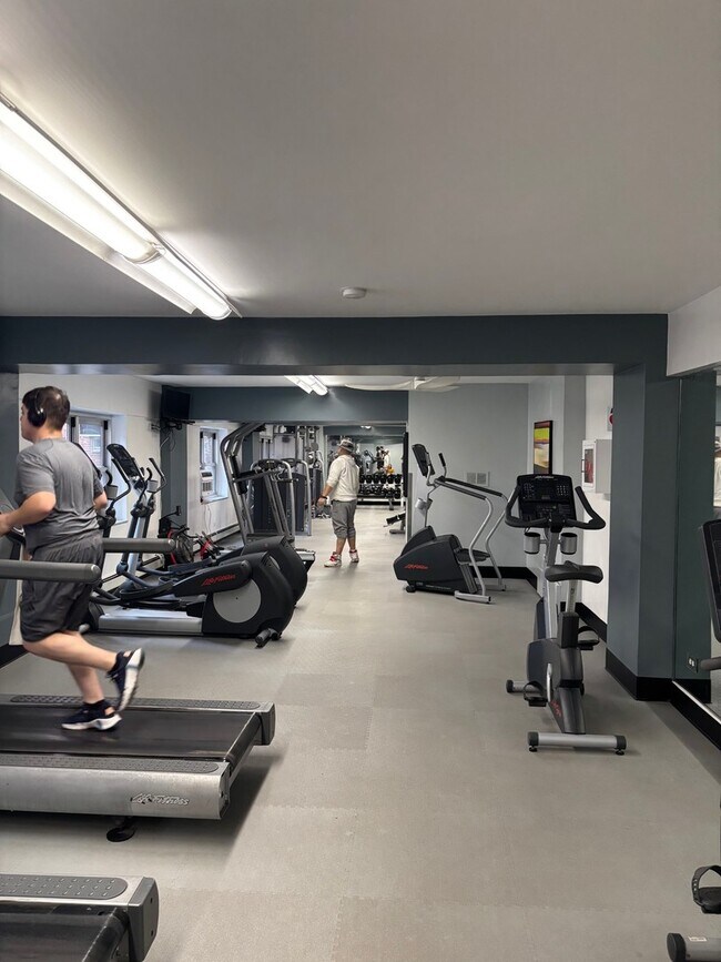 Photo - 4970 N Marine Dr Unit 328