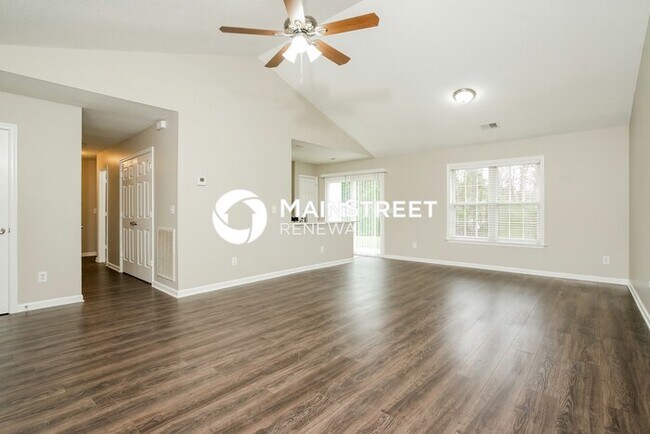 Photo - 3 Bedroom Pet-Friendly Home in MCLEANSVILL...