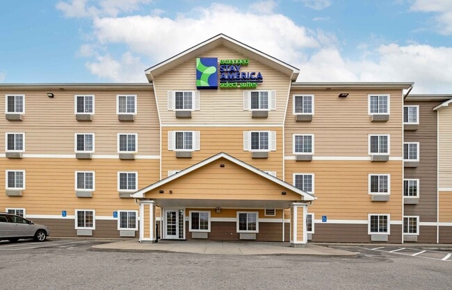 Furnished Studio-Wichita - Airport