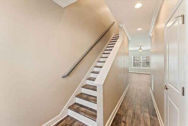 Photo - 415 Flt Rdg Wy