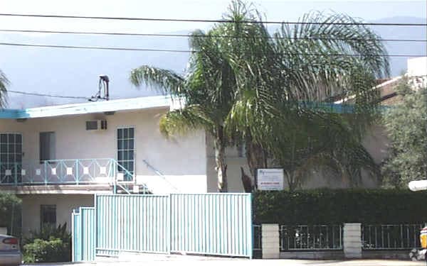 Photo - Montrose, 3104