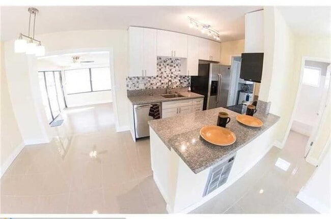 Photo - 4108 SW 21st St