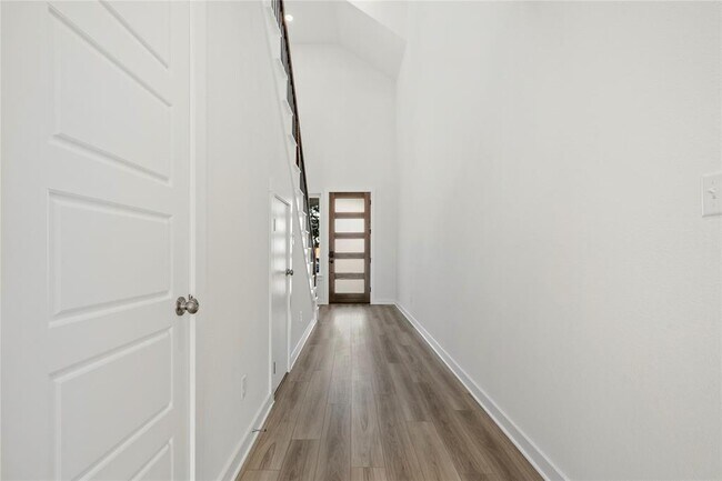 Photo - 2521 Dabster Dr