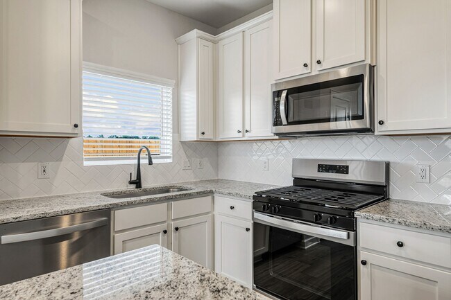 Photo - 15650 Honey Cv Dr