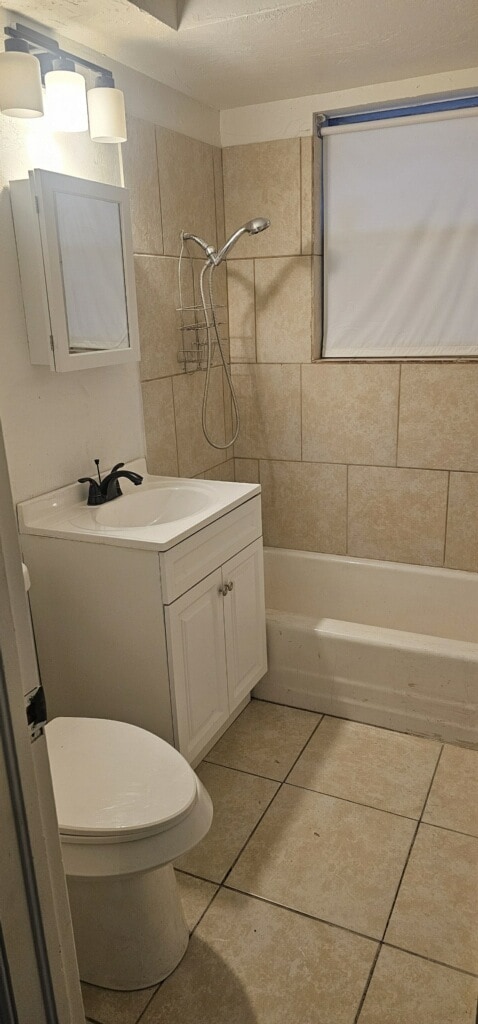 Photo - 1712 NE 25th St