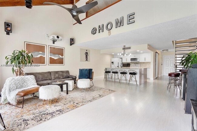 Photo - 1281 W Fairway Rd