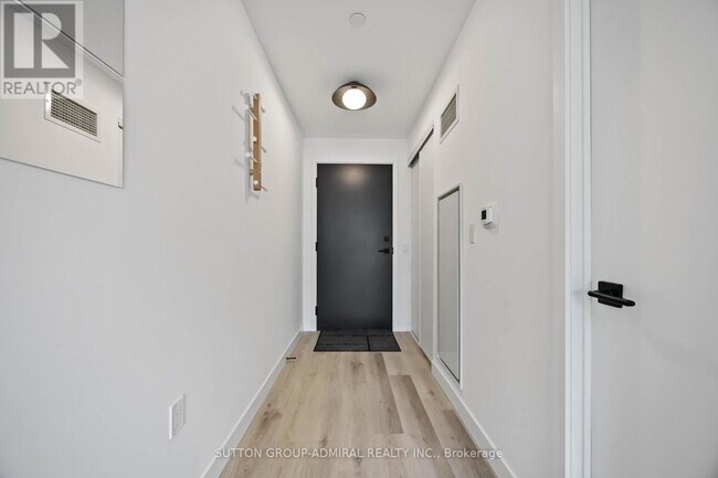 Photo - 1635 Military Trail Unité 223