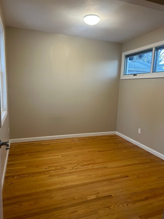 Photo - 19 Church Ln Unit A