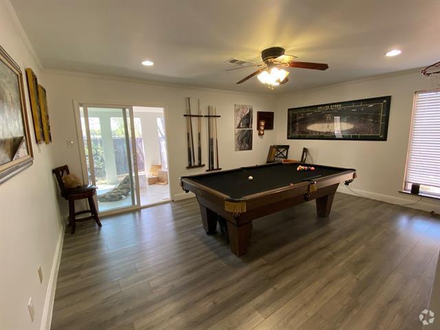 Building Photo - 7122 Manor Oaks Dr Rental