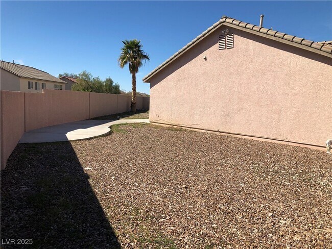 Photo - 1083 Sterling Peak St