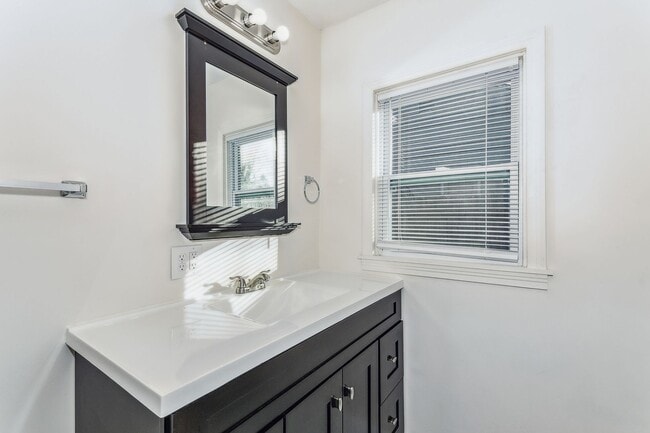 Photo - Bright and Spacious 2 Bedroom Duplex!