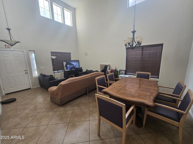 Photo - 8814 W Magnolia St