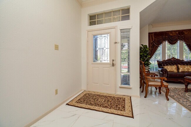 Photo - 14823 Redwood Bend Trail