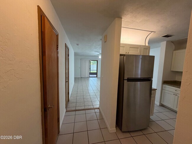 1105 Deer Springs Rd