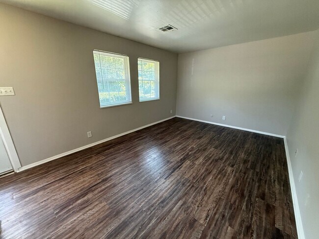 Photo - 4601 Lakeside Dr Unit LD4601