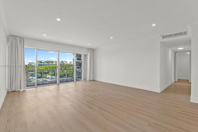 Photo - 2451 Brickell Ave Unit 6N