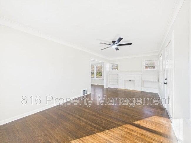 Photo - 4542 Chestnut Ave