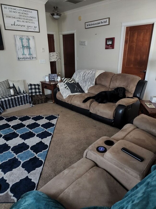 Photo - 400 Expressway Rd Apartment Unit F