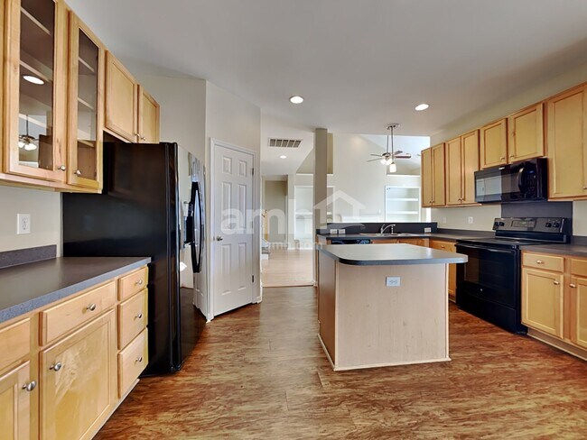 Photo - 110 Pristine Ct