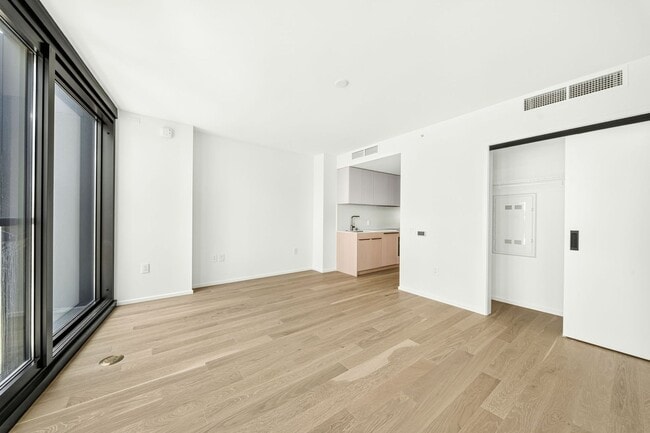 Photo - The Park Ward Village #622