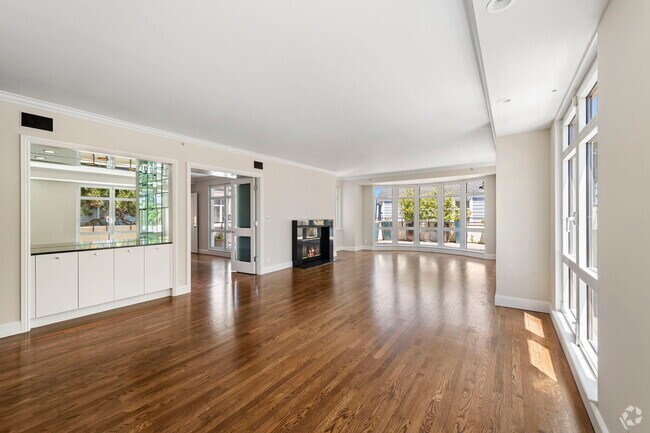 Building Photo - 1430 Clay St Unit 803 Rental