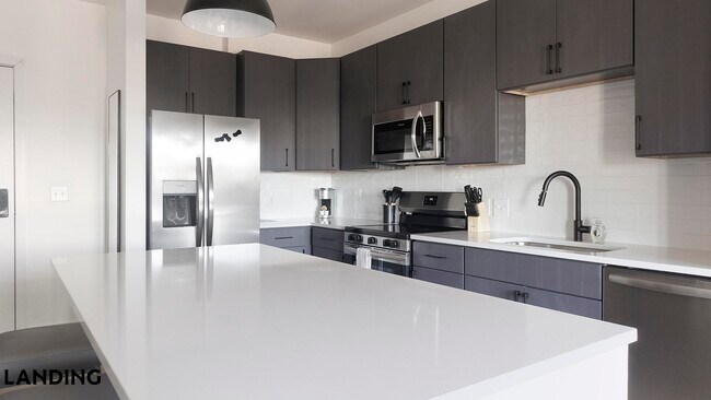 1007 S Mint St Unit 812