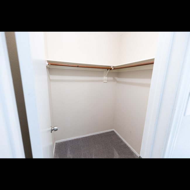 Photo - 1203 Trenton Ln