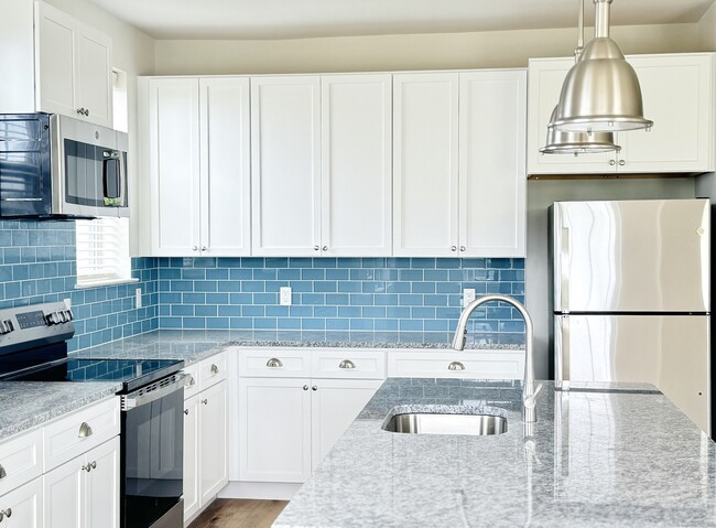 Photo - 50 Perkins Farm Dr Apartment Unit 105 - Southhampton