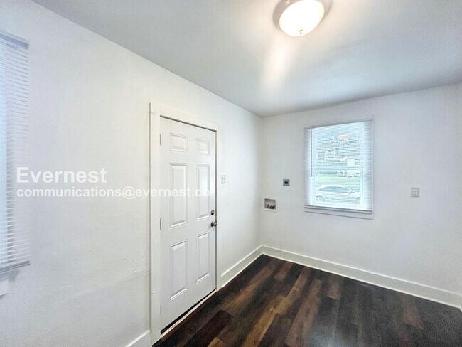 Photo - 1082 Palmetto Ave