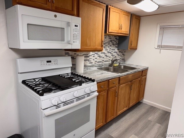 Photo - 9563 Oakland St