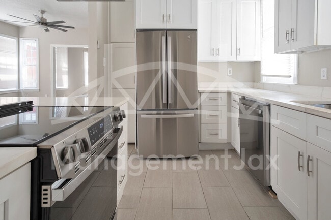 Photo - 1625 Boulevard