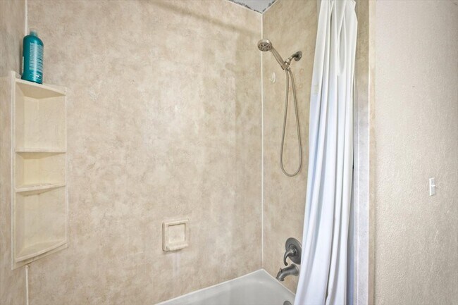 Photo - 6544 Aires Rd