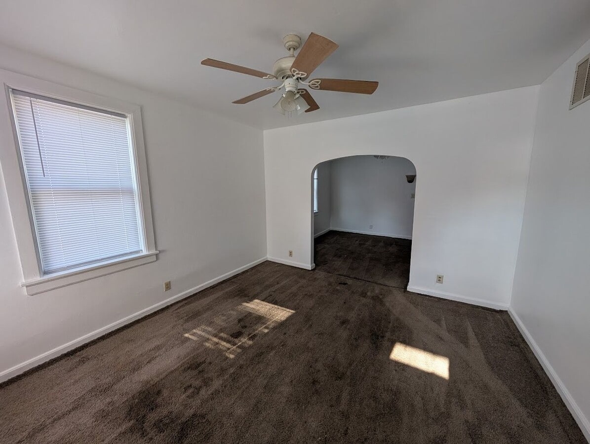 Photo - 3-Bedroom, 1.5-Bathroom Side-by-Side Duplex – $1,100/Month