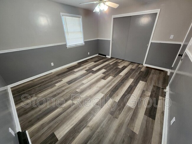 Photo - 136 N 3rd St