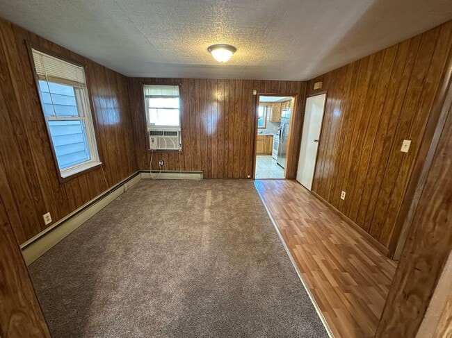 Photo - 1211 Mechanic St