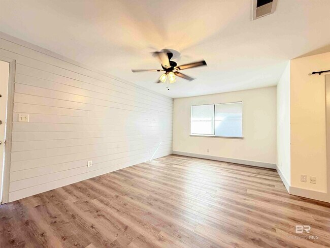 Photo - 500 Grant St