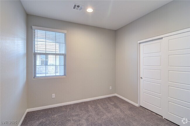 Building Photo - 617 Chromatic Chord Ct Rental
