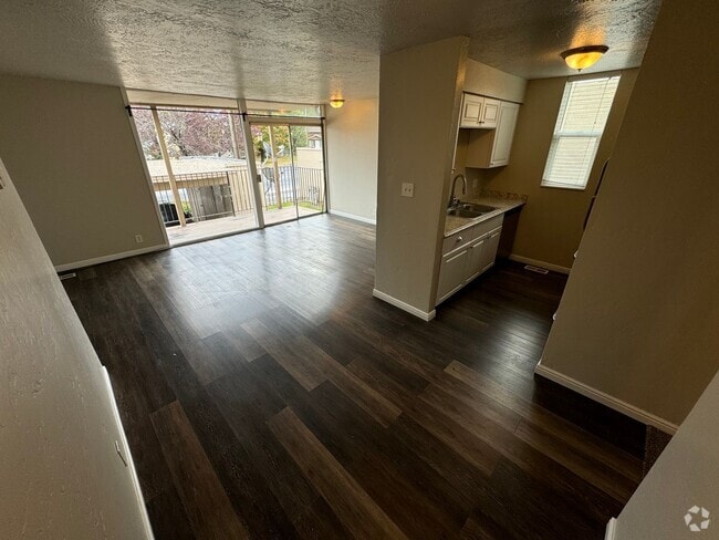 Building Photo - 4418 S Rosehaven Ct Unit A Rental