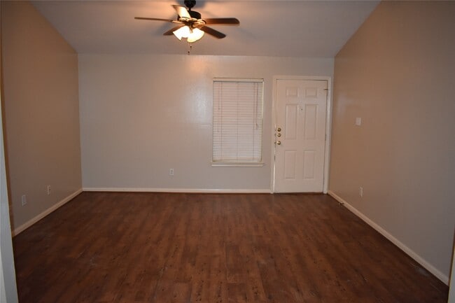Photo - 5314 Tallowpine Terrace