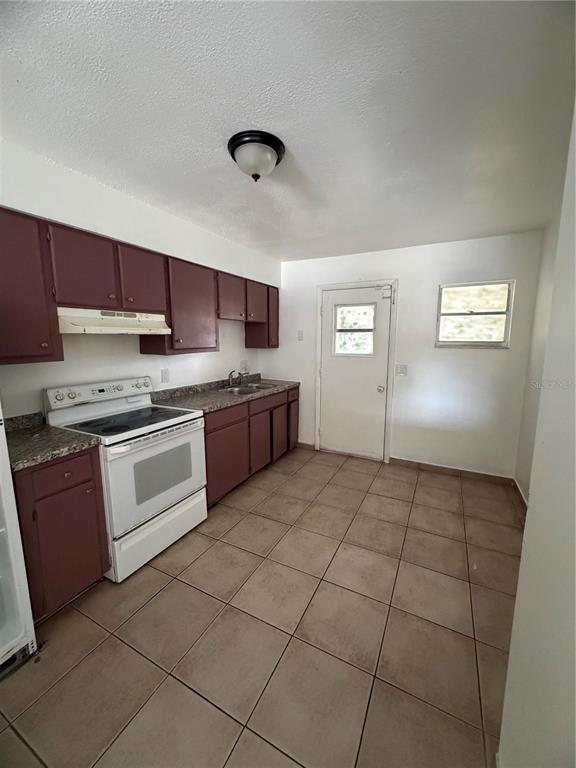 Photo - 943 S Char-Mil Ave