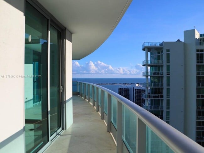 Building Photo - 1331 Brickell Bay Dr Unit 2508 Rental