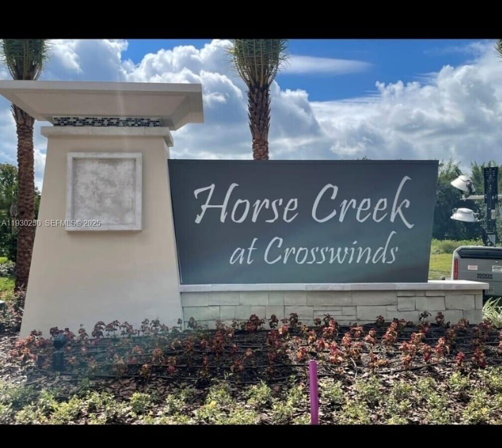 Photo - 2915 Canary Ave