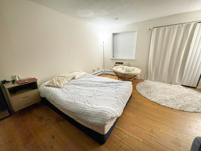 Photo - 1039 Commonwealth Ave