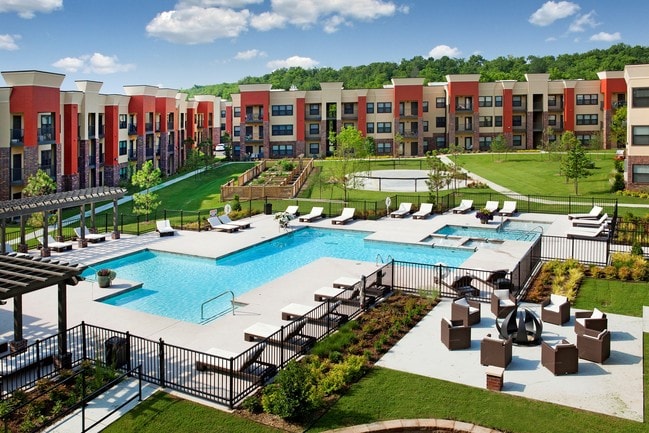 Photo - Crown Village at Elm Ridge Apartamentos