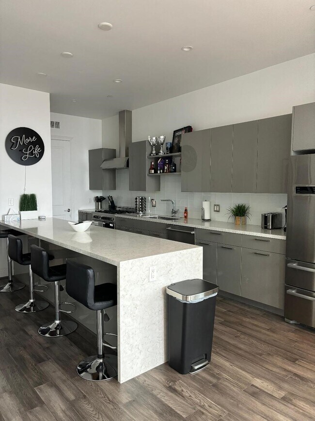 Photo - 1211 Caroline St Unit 1104